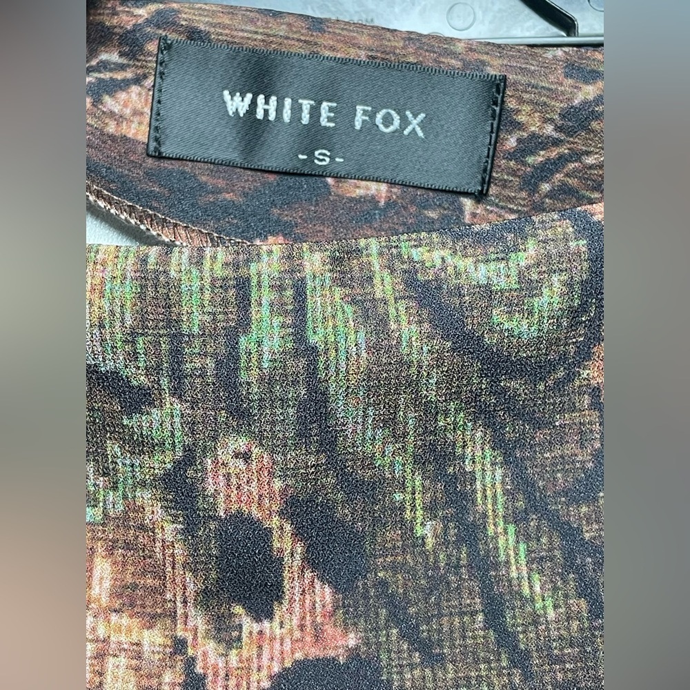 White fox Mini Skirt - Picture 4 of 4